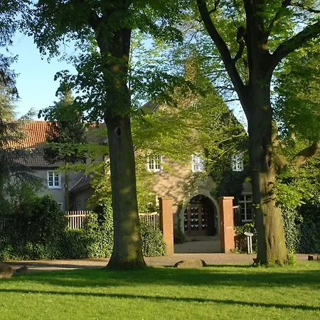 Haus Keppelborg: Zi Elisabeth Mit Burgmauerblick