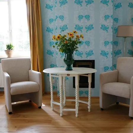 Haus Keppelborg: Zi Elisabeth Mit Burgmauerblick Appartement Heek