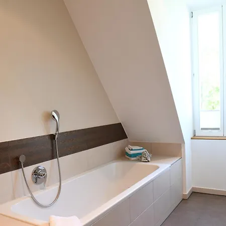 Apartment Haus Keppelborg: Zi Elisabeth Mit Burgmauerblick